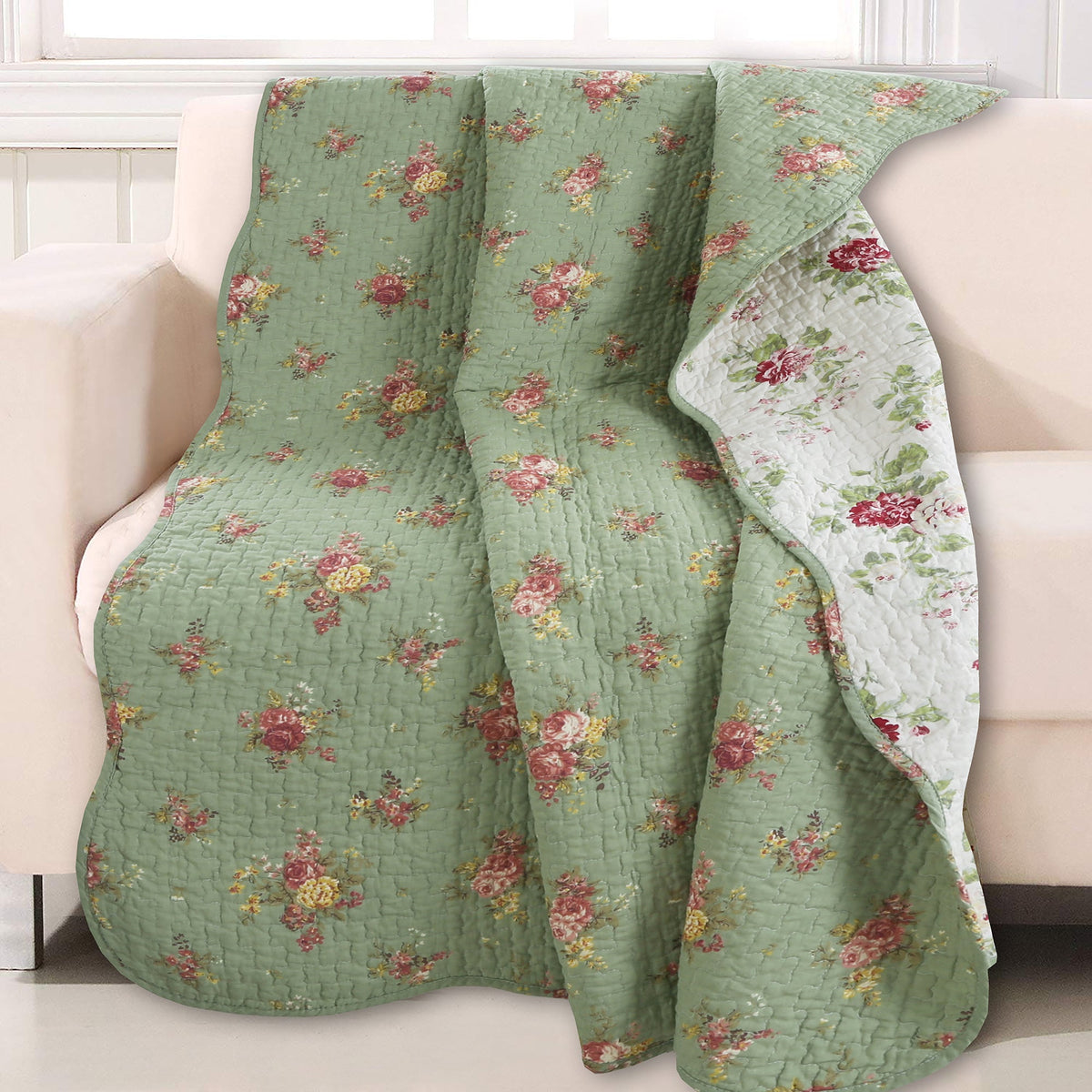 Emily Floral Scalloped Quilted Throw Blanket