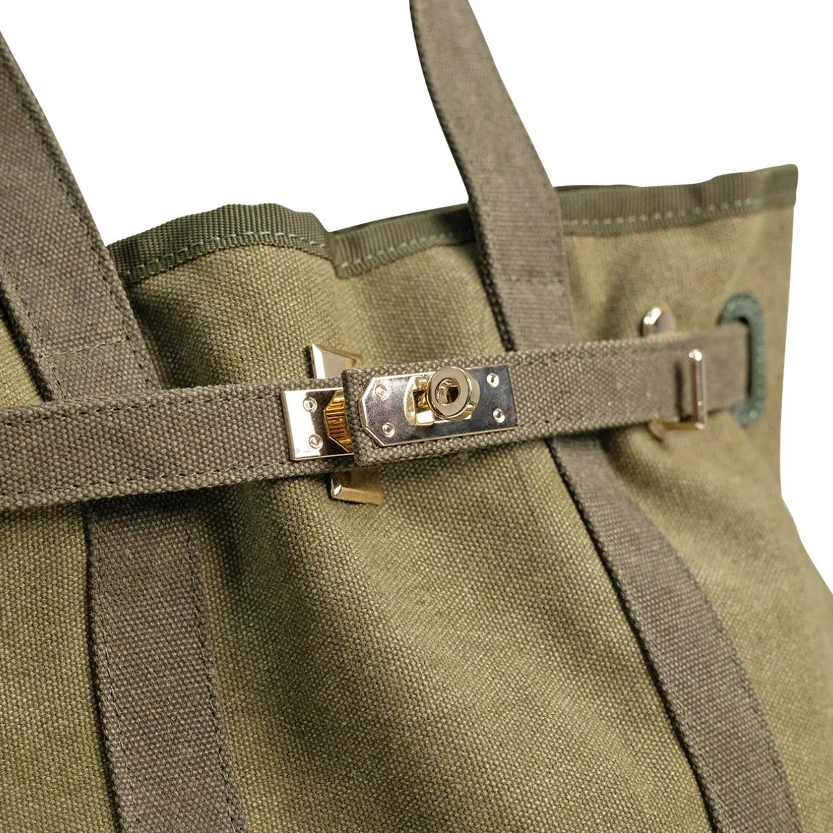 Barnkin Canvas Tote in Olive